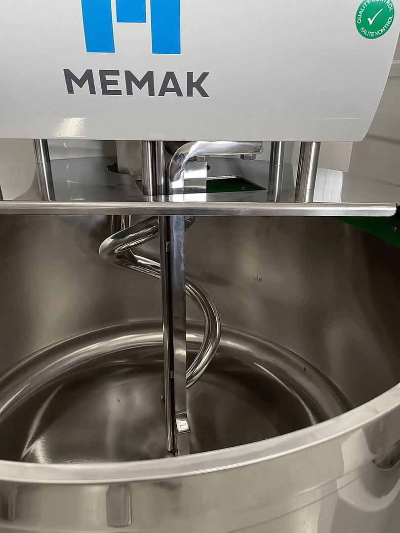 Mikser za testo Memak